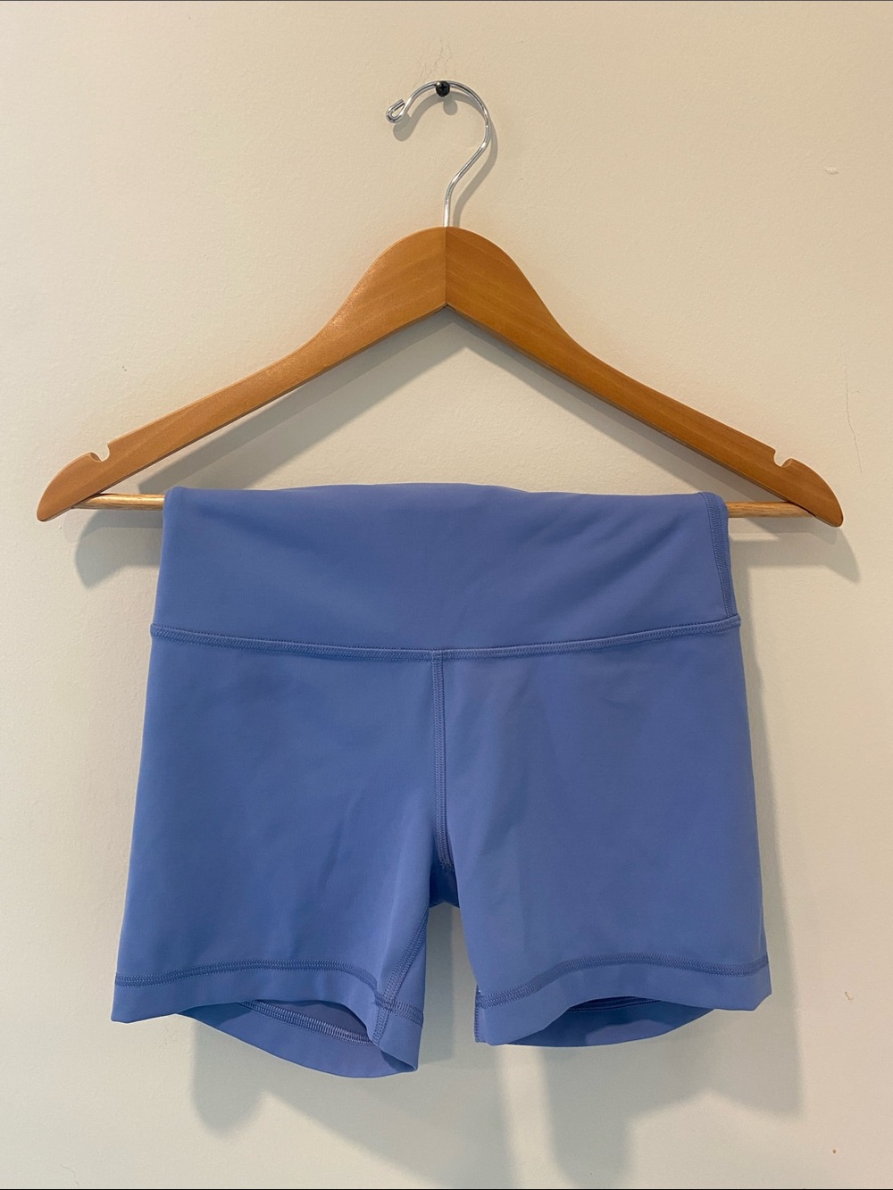 Lululemon Wunder Train High-Rise Short 4" - Picture 2 of 4